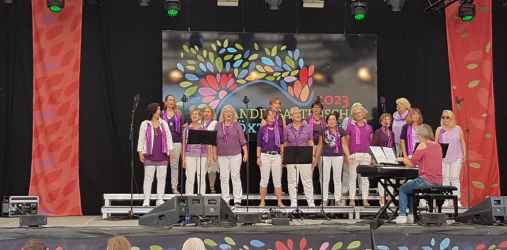 Just more choir aus Wetter bei der Landesgartenschau in Höxter